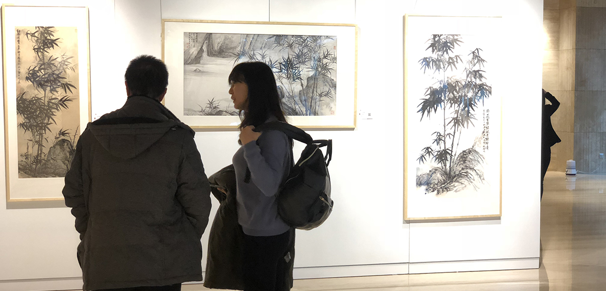 3月，W广场举办近现代书画名家艺术展