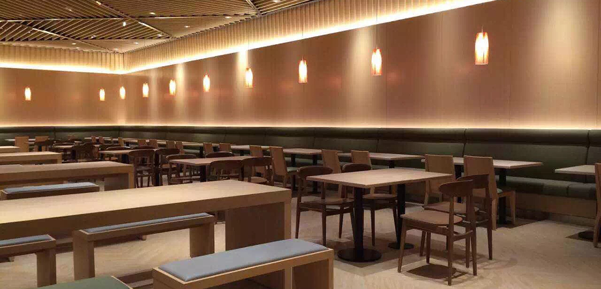 宽敞明亮的空间环境,以最安全的食品检验、多元化的餐饮选择、为W SQUARE的商务人群提供健康贴心的服务