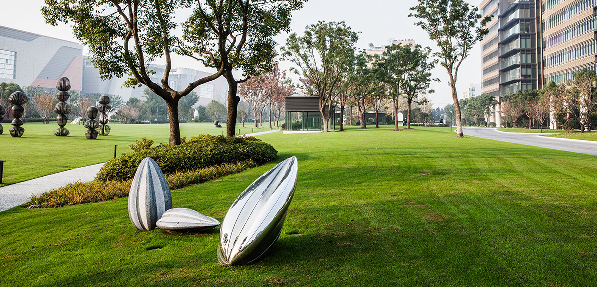 The poetic meeting of fancy sculptures by masters and ecological landscape green space to unfold unprecedented "beauty of food culture" and reveal the fun from perfect combination of nature and art.