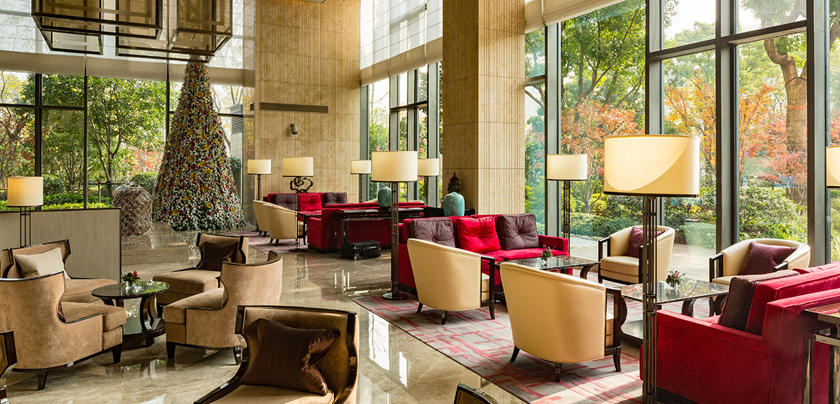 The extra high level and large French windows provide the lobby with thorough and broad perspective.