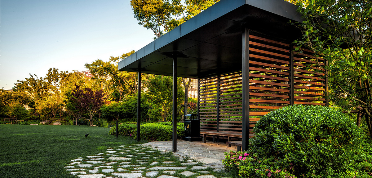 Back Garden · Quiet Garden has a Japanese style courtyard design embracing serenity amid chaos and creates unworldly environment enabling people through refining and concentration of nature to maintain peace of mind, sit quietly and meditate.
