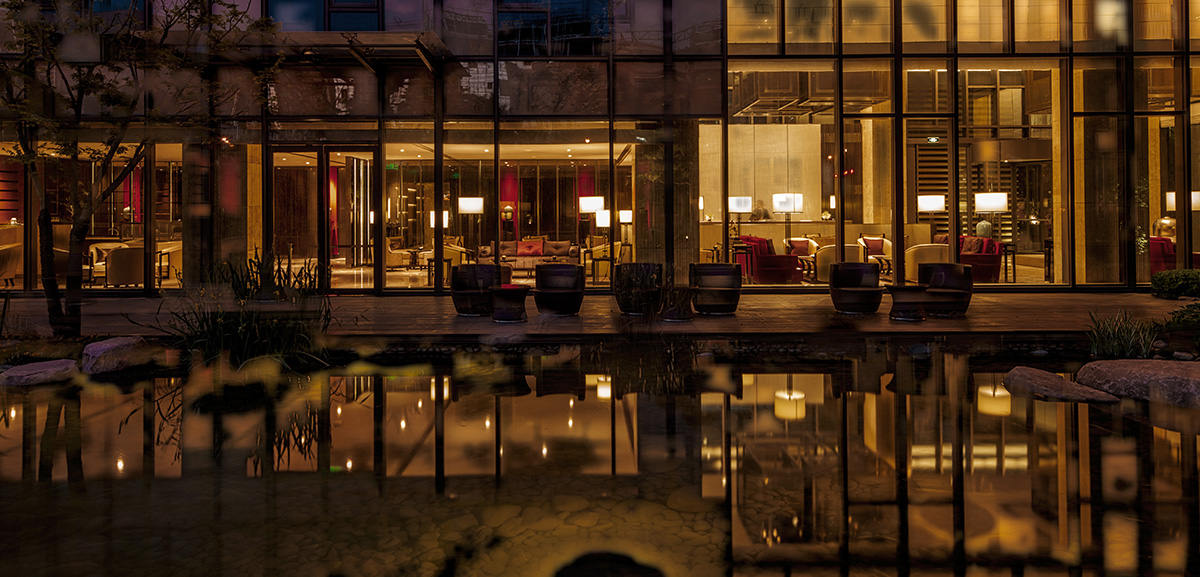 Back Garden · Quiet Garden has a Japanese style courtyard design embracing serenity amid chaos and creates unworldly environment enabling people through refining and concentration of nature to maintain peace of mind, sit quietly and meditate.