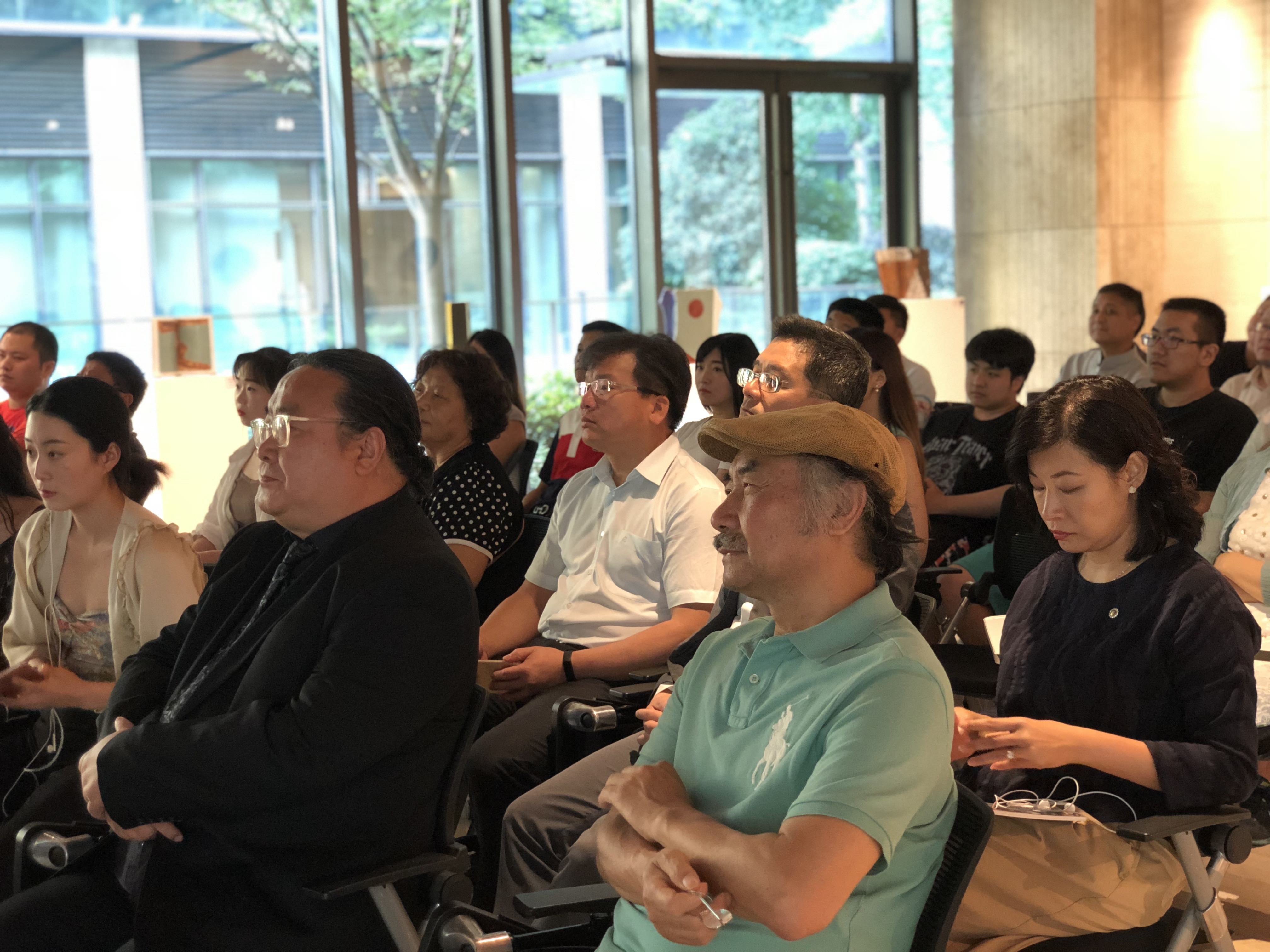 开幕式于6月21日在W SQUARE公共艺术展厅举行