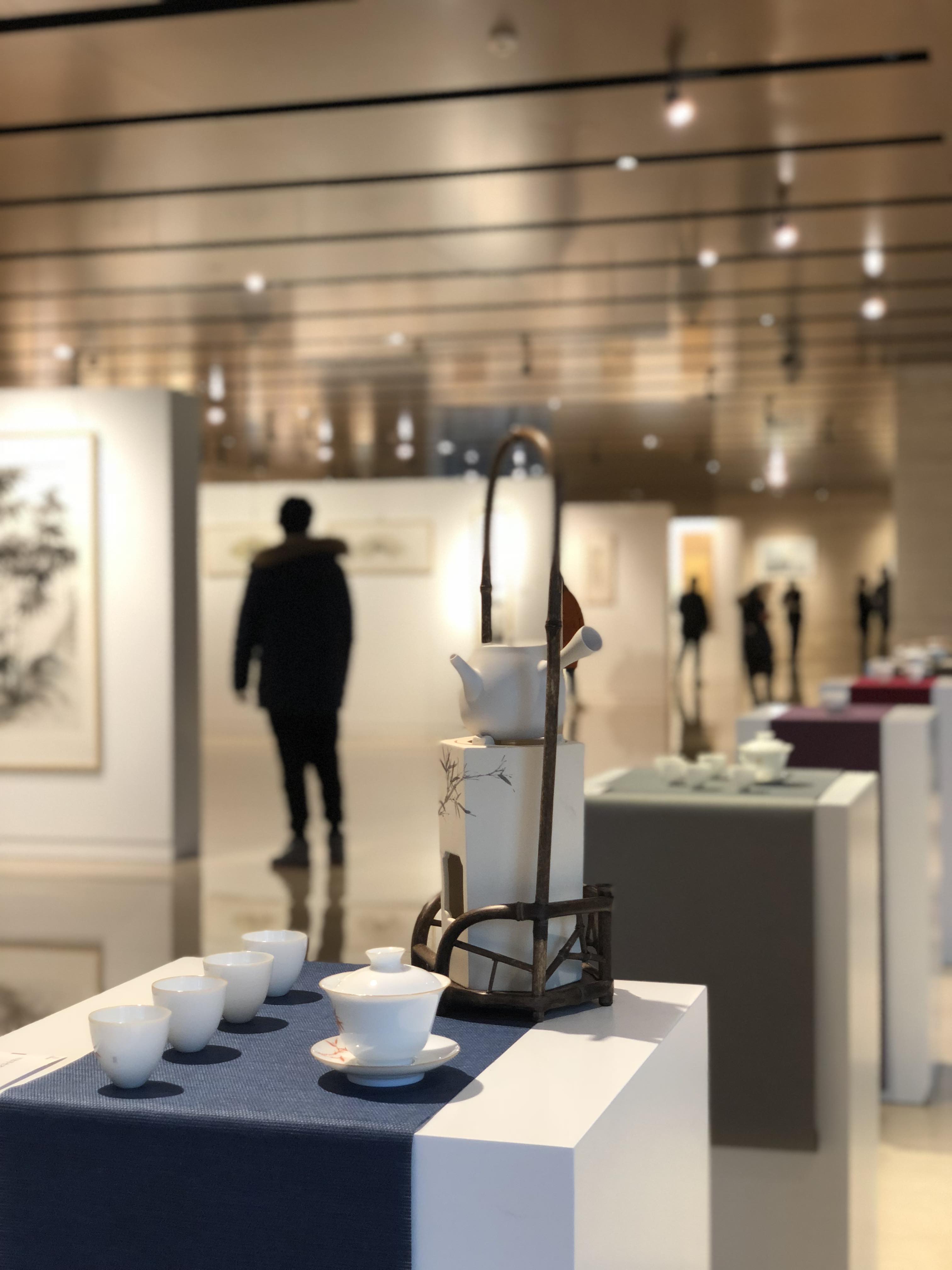 《“群星荟萃•扬我中华”中国近现代书画名家艺术邀请展》