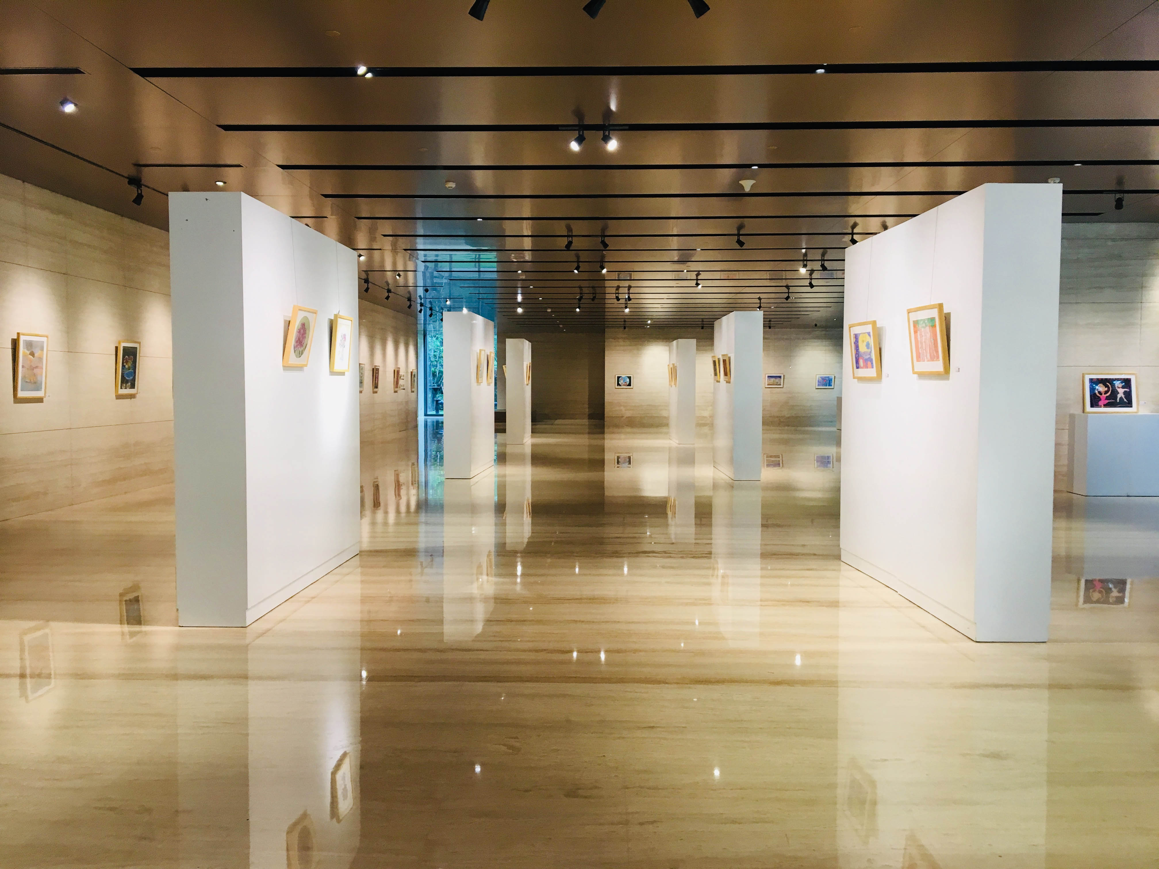 展览现场布置 (3).jpg