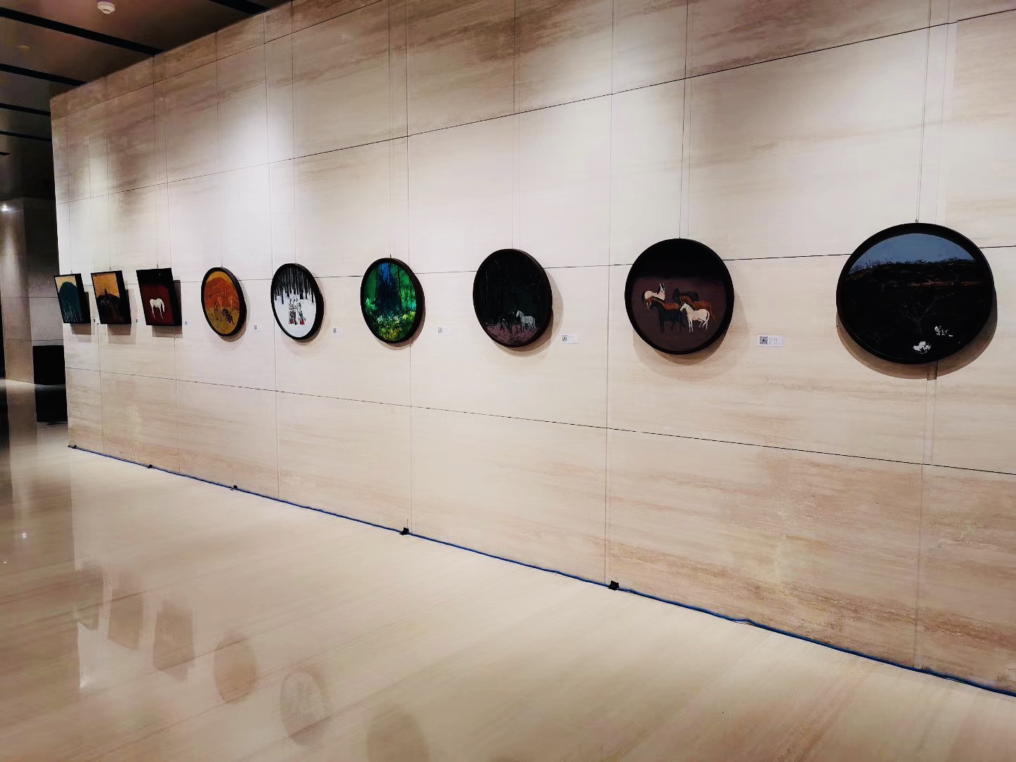 中俄美学艺术联展_现场布展 (4).jpg